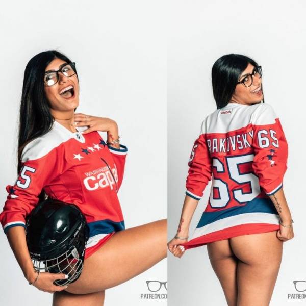 Mia Khalifa Hockey Jersey Sexy Photoshoot Set  - Usa on adultfans.net