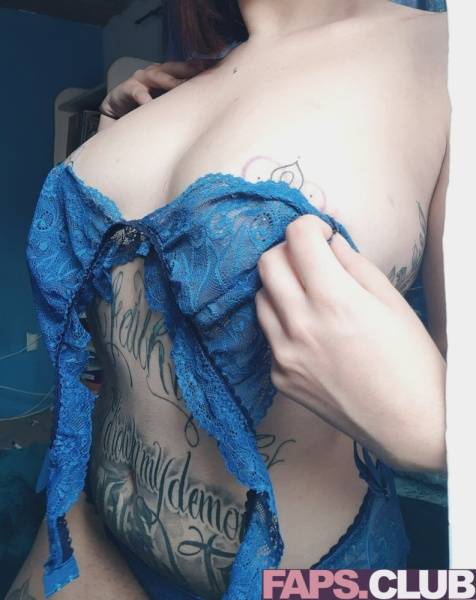Bluebellesgh or miaurasg Nude OnlyFans Leaks (35 Photos + 3 Videos) on adultfans.net