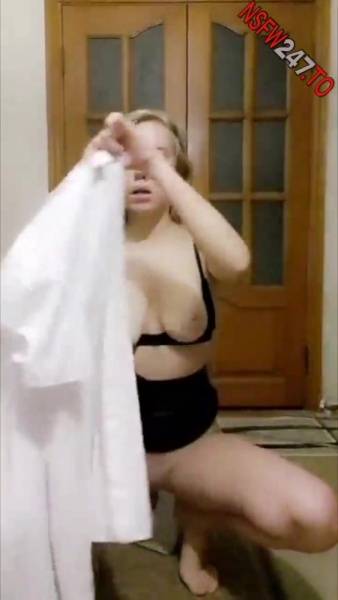 Daisy Shai striptease & pussy play on the floor snapchat premium xxx porn videos on adultfans.net