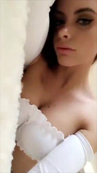 Alisson Parker teasing snapchat premium free xxx porno video on adultfans.net