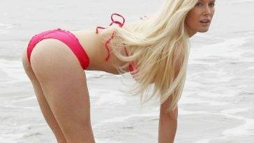 Heidi Montag Shows Off Her Sexy Body on the Beach in Santa Monica on adultfans.net