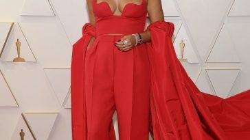 Ariana DeBose Looks Hot in Red at the 94th Annual Academy Awards on adultfans.net