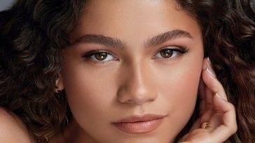 Zendaya Sexy on adultfans.net