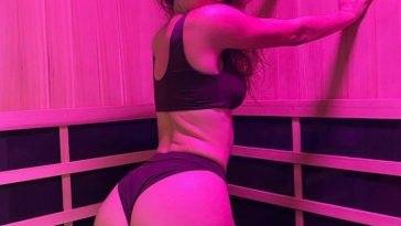 Amanda Cerny Nude Ass Tease - jizzy.org