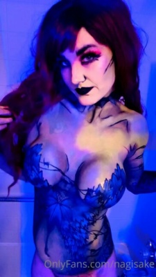 Nagisake Nude Poison Ivy Cosplay  Video  on adultfans.net