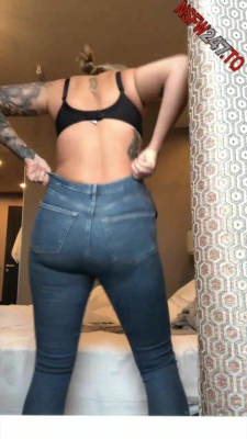 Paige Turnah Jeans stretching ass video porn videos on adultfans.net