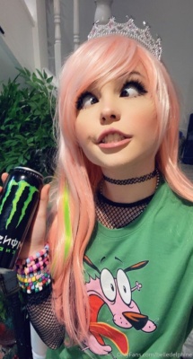 Belle Delphine  Queen on adultfans.net