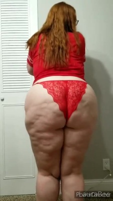 Laurabee having some fun xxx onlyfans porn video on adultfans.net