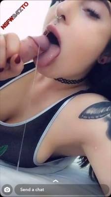Lucy Loe morning blowjob & cum on face snapchat premium xxx porn videos on adultfans.net