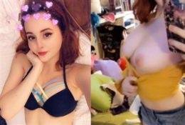 Kwehzy Nude Topless Twitch Streamer on adultfans.net