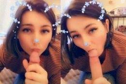 Young Girl Sucks Big Dick on Snapchat on adultfans.net