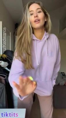 Sexy babe TikTok shows how to meet her husband from work on adultfans.net