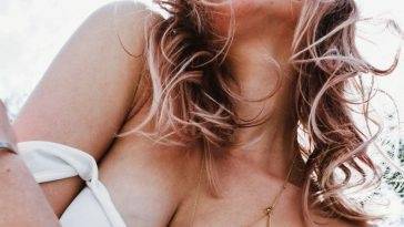 Scarlett Lillia Nude & Sexy on adultfans.net