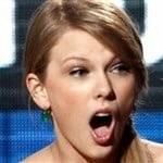 Taylor Swift's Shocking Oral Sex Pic on adultfans.net