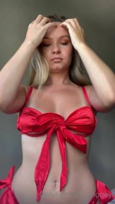 Honey Evans Nude Topless Onlyfans Video  on adultfans.net