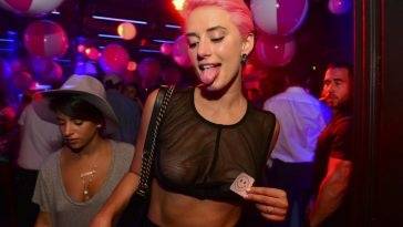 YesJulz Nude (27 Pics + GIFs & Video) on adultfans.net