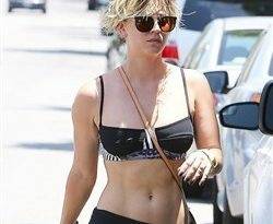 Kaley Cuoco Out In Just A Bra And Yoga Pants on adultfans.net