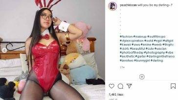 PeachKissX Loves To Grab Her Ass OnlyFans Insta  Videos on adultfans.net