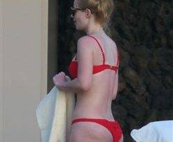 Iggy Azalea's Butt Implants In A Bikini on adultfans.net