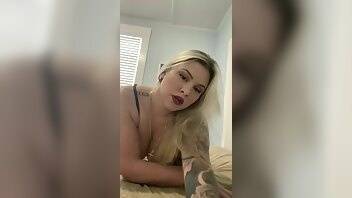 Rebeccalee she_got_it_from_her_mama_juicy xxx onlyfans porn videos on adultfans.net