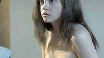 Christina Ricci Nude Scenes & Porn Video & Sexy Pics on adultfans.net