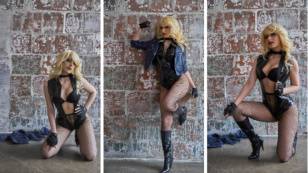 Vixence Black Cosplay Canary Photos on adultfans.net