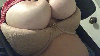 Tiffany Cappotelli big boobs teasing onlyfans porn videos on adultfans.net