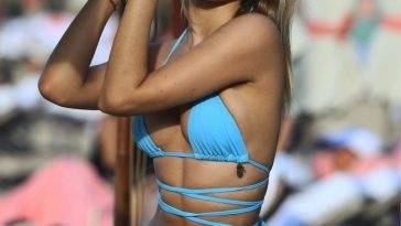 Kimberley Garner Shows Off Her Sexy Bikini Body on adultfans.net