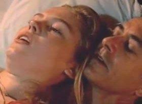 Famous actress Agnes Bruckner has sex in bed Sex Scene on adultfans.net