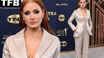 Jessica Chastain Displays Her Cleavage at the 28th Annual Screen Actors Guild Awards on adultfans.net