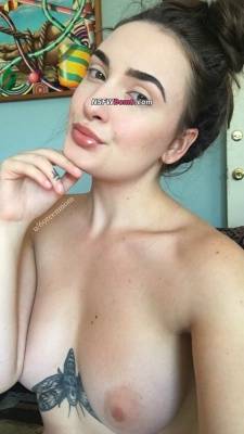 69teenmom on adultfans.net