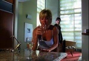 Bobbie Phillips 13 Hustle (2000) Sex Scene on adultfans.net