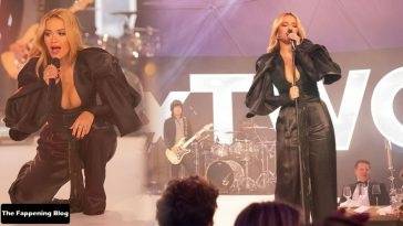 Rita Ora Displays Her Sexy Tits at TWO x TWO for AIDS and Art 2021 Gala and Auction in Dallas - fapfappy.com - county Dallas