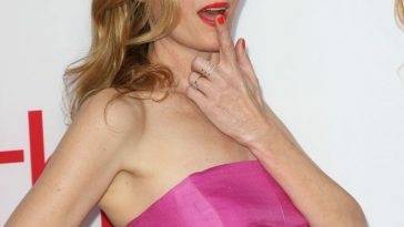 Leslie Mann Nude & Sexy Collection (84 Photos + Videos) on adultfans.net
