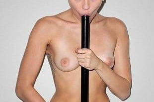 Miley Cyrus Fully Nude Outtake Photo Leaked on adultfans.net