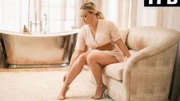 Hilary Duff Shows Off Her Shapely Legs and Dazzles in Festive Tinsel Smash + Tess Romper on adultfans.net