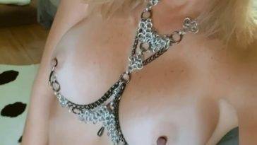 Vicky Stark Nipple Jewelry PPV  Video  on adultfans.net