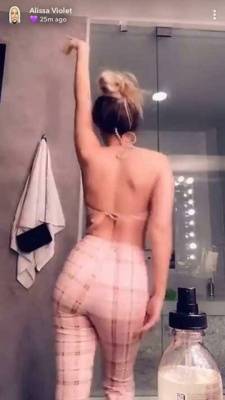 Nude Tiktok  Caity Lotz has been freshly single for about a month, so maybe she’s sending signals if you see her like this on adultfans.net