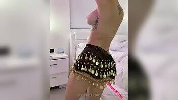 Veronica perasso nude arabic style onlyfans videos 2021/01/19 on adultfans.net