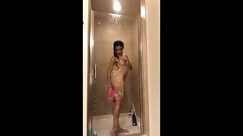 Emily Willis Come shower with - OnlyFans free porn on adultfans.net