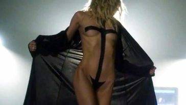 Taylor Momsen Nude & Hot Photos on adultfans.net