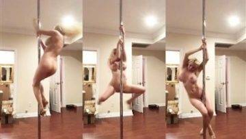 Courtney Stodden Nude Pole Dancing Porn Video  on adultfans.net