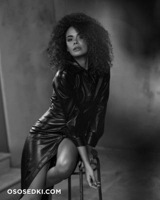 Photo by Alberto Buzzanca on adultfans.net