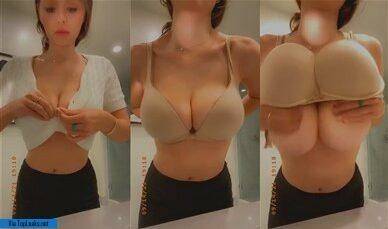 Sexy Sophie Mudd Topless Boobs Tease Onlyfans Video Leaked - topleaks.net