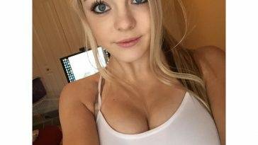 Blondiewondie / Srtsydney Cleavage Photos (72 pics) on adultfans.net