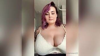 Violetvixen22 My boobies always want to be free xxx onlyfans porn on adultfans.net