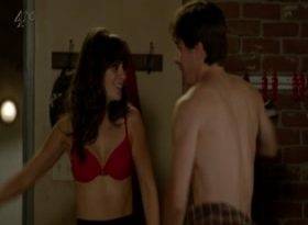 Zooey Deschanel 13 New Girl S1Ep8 Sex Scene on adultfans.net