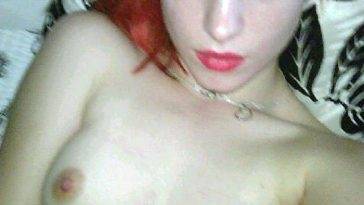 Singer Hayley Williams LEAKED Nude Pic — Red Head Slut Is Topless on adultfans.net