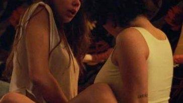 Alia Shawkat & Laia Costa Lesbian Scissoring in 'Duck Butter' on adultfans.net
