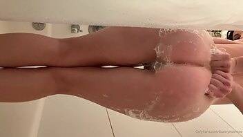 Bunnymonrow 18 min shower video cute sexy naughty everything in b on adultfans.net